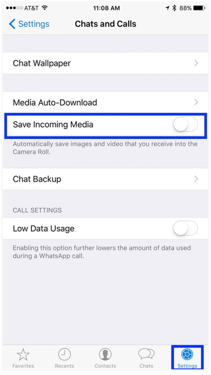 Whatsapp intasa il rullino foto di iPhone: ecco come impedirlo